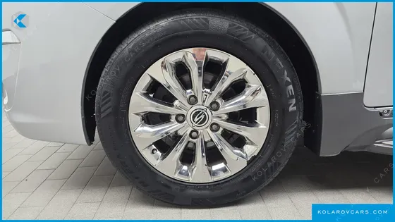 KGM - SSANGYONG KORANDO 4WD CHATEAU 9-SEATER