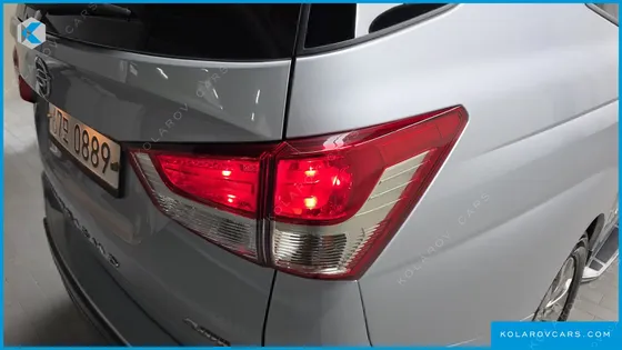 KGM - SSANGYONG KORANDO 4WD CHATEAU 9-SEATER