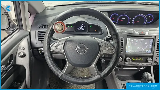 KGM - SSANGYONG KORANDO 4WD EXTREME 9-SEATER