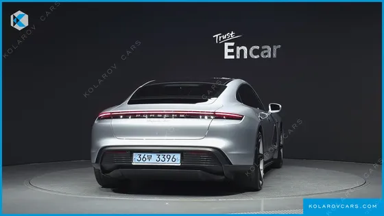 PORSCHE TAYCAN 4S