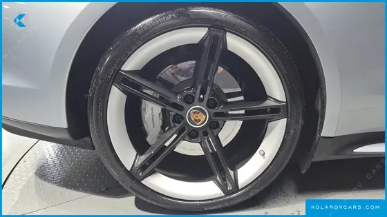 PORSCHE TAYCAN 4S