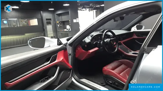 PORSCHE TAYCAN 4S