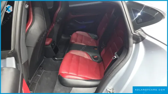 PORSCHE TAYCAN 4S