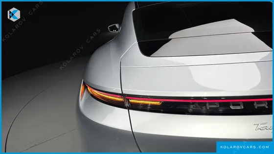 PORSCHE TAYCAN 4S