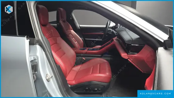 PORSCHE TAYCAN 4S