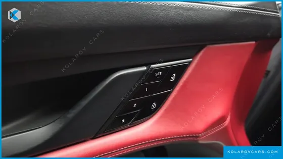 PORSCHE TAYCAN 4S