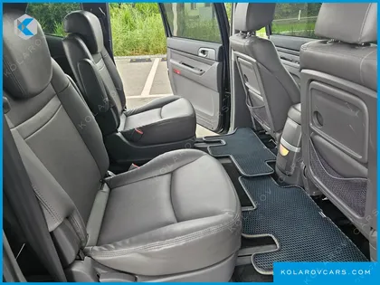 KGM - SSANGYONG KORANDO 4WD LT 9-SEATER
