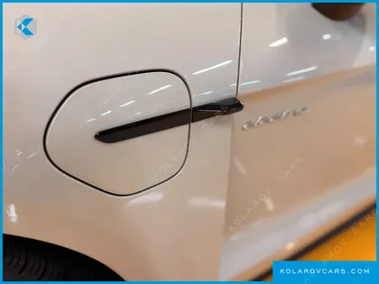 PORSCHE TAYCAN 4S