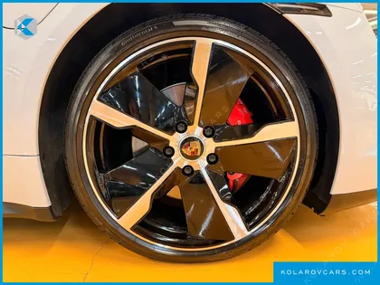 PORSCHE TAYCAN 4S