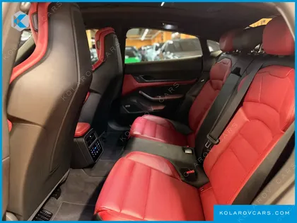 PORSCHE TAYCAN 4S
