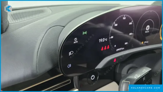 PORSCHE TAYCAN 4S