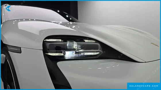 PORSCHE TAYCAN 4S