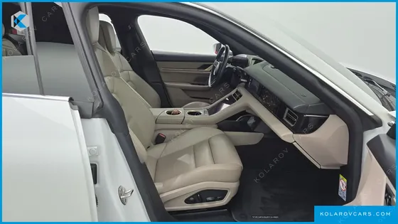 PORSCHE TAYCAN 4S
