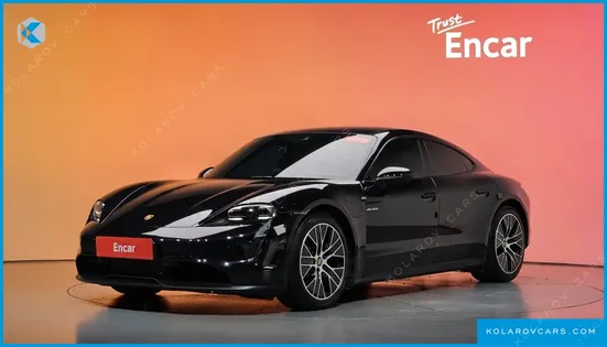 PORSCHE TAYCAN BASE