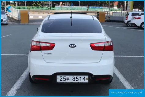 KIA PRIDE 1.4 MPI SEDAN