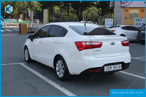 KIA PRIDE 1.4 MPI SEDAN
