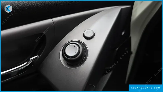 KGM - SSANGYONG KORANDO 4WD TX 9-SEATER