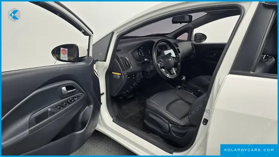 KIA PRIDE 1.6 GDI HATCHBACK