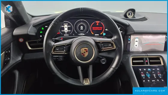 PORSCHE TAYCAN TURBO