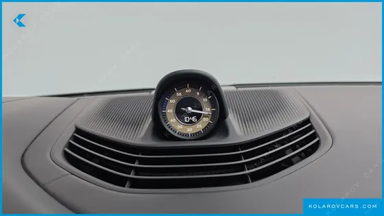 PORSCHE TAYCAN TURBO