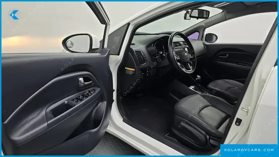 KIA PRIDE 1.6 GDI HATCHBACK