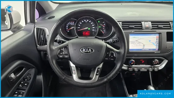 KIA PRIDE 1.6 GDI HATCHBACK