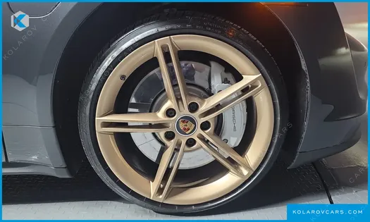 PORSCHE TAYCAN 4S