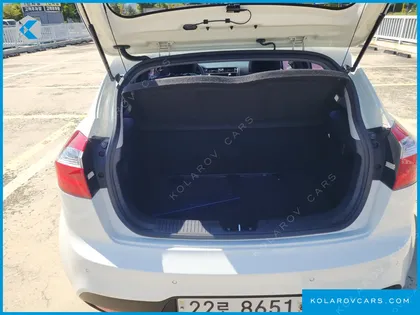 KIA PRIDE 1.4 MPI HATCHBACK
