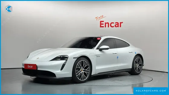 PORSCHE TAYCAN BASE