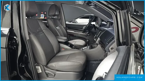 KGM - SSANGYONG KORANDO 4WD CHATEAU 11-SEATER