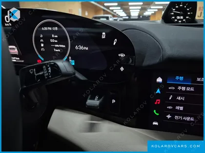 PORSCHE TAYCAN BASE 4