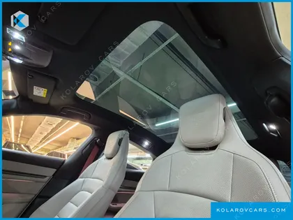 PORSCHE TAYCAN BASE 4
