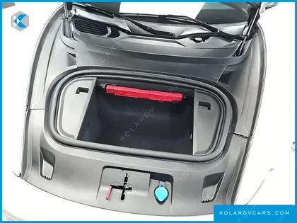 PORSCHE TAYCAN BASE