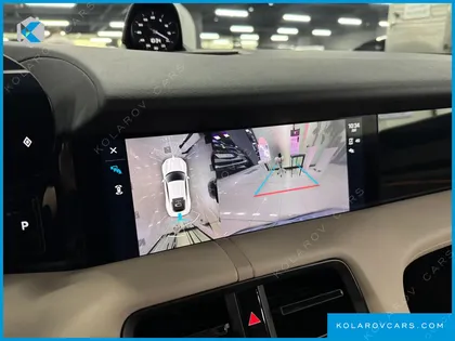 PORSCHE TAYCAN BASE