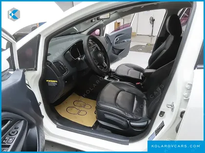 KIA PRIDE 1.6 GDI HATCHBACK