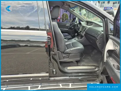 KGM - SSANGYONG KORANDO 4WD TX 9-SEATER