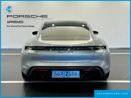 PORSCHE TAYCAN GTS