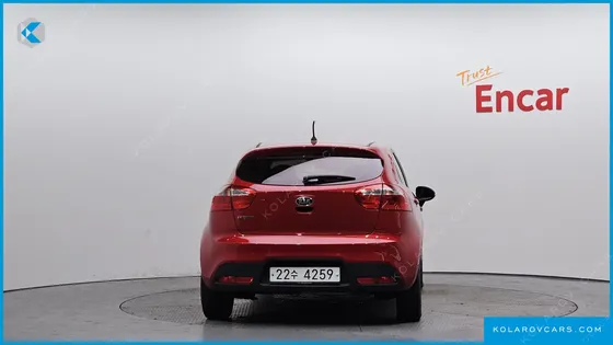KIA PRIDE 1.4 MPI HATCHBACK