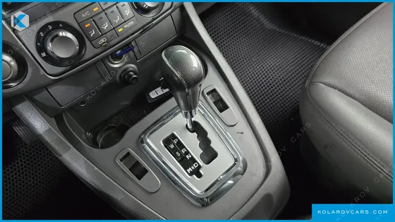 KGM - SSANGYONG KORANDO 4WD 11-SEATER ADVENTURE 60TH EDITION