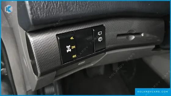 KGM - SSANGYONG KORANDO 4WD 11-SEATER ADVENTURE 60TH EDITION