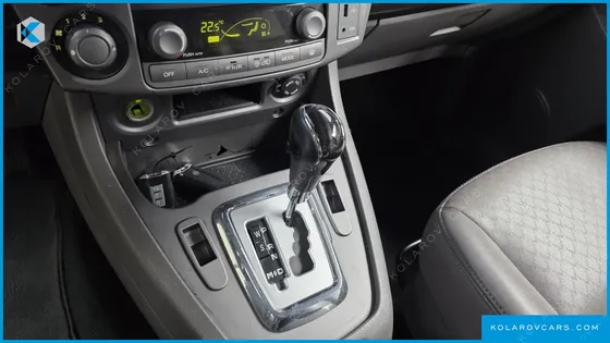 KGM - SSANGYONG KORANDO 4WD OUTDOOR EDITION 9-SEATER