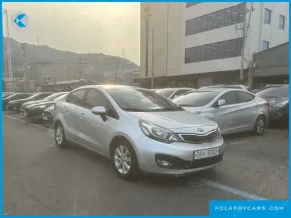 KIA PRIDE 1.4 MPI SEDAN