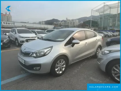 KIA PRIDE 1.4 MPI SEDAN