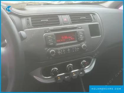 KIA PRIDE 1.4 MPI SEDAN
