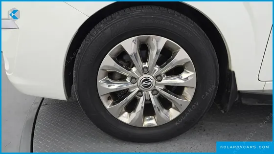 KGM - SSANGYONG KORANDO 4WD CHATEAU 9-SEATER