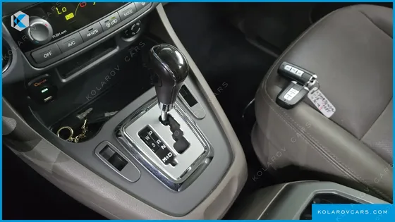 KGM - SSANGYONG KORANDO 4WD OUTDOOR EDITION 9-SEATER