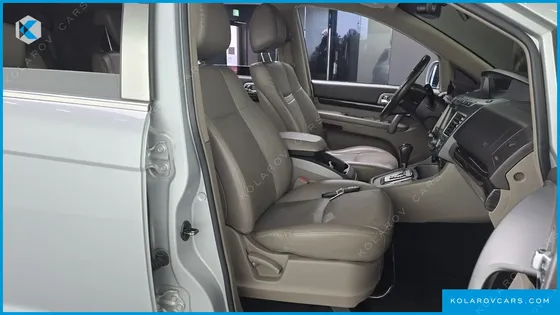 KGM - SSANGYONG KORANDO 4WD OUTDOOR EDITION 9-SEATER