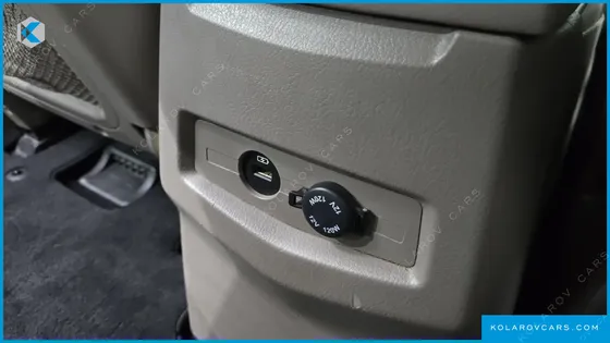 KGM - SSANGYONG KORANDO 4WD OUTDOOR EDITION 9-SEATER