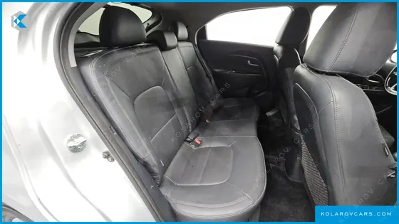KIA PRIDE 1.4 MPI HATCHBACK