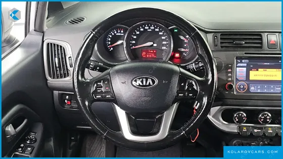 KIA PRIDE 1.4 MPI HATCHBACK